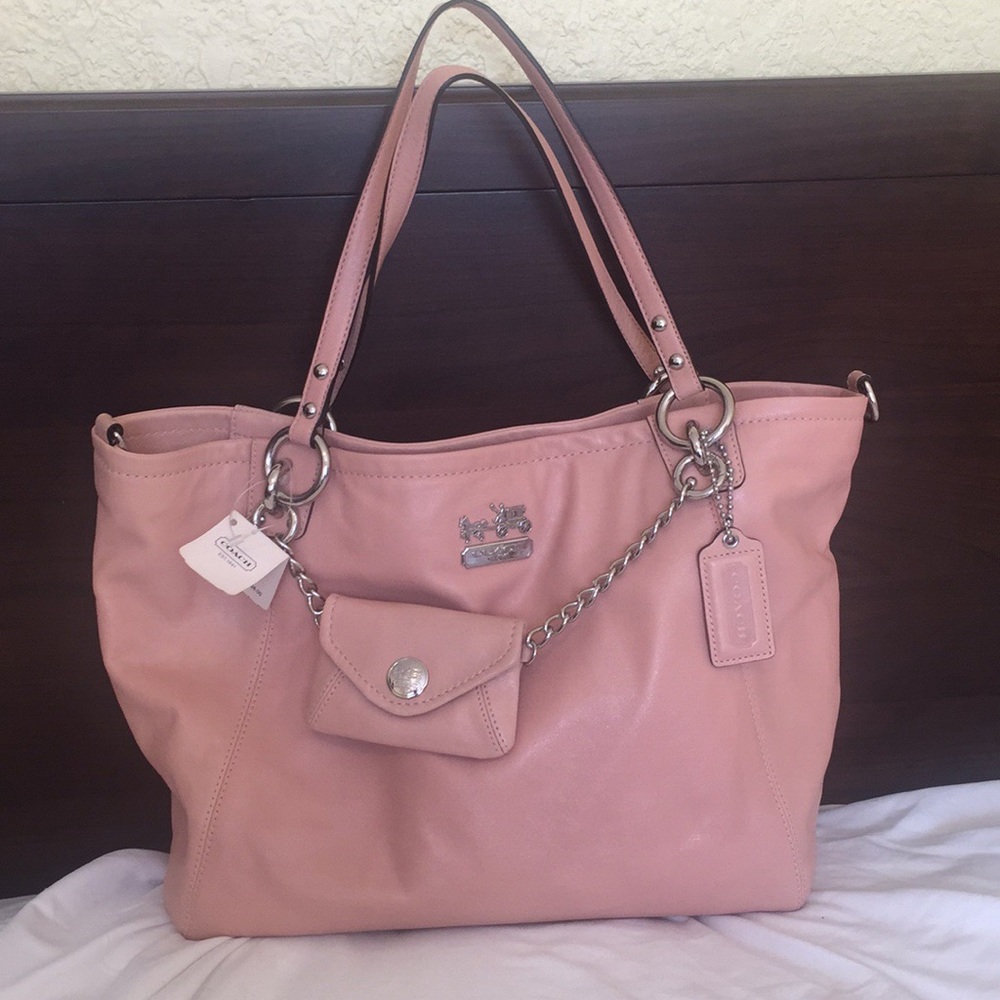Coach 14832 leather charm tote peach